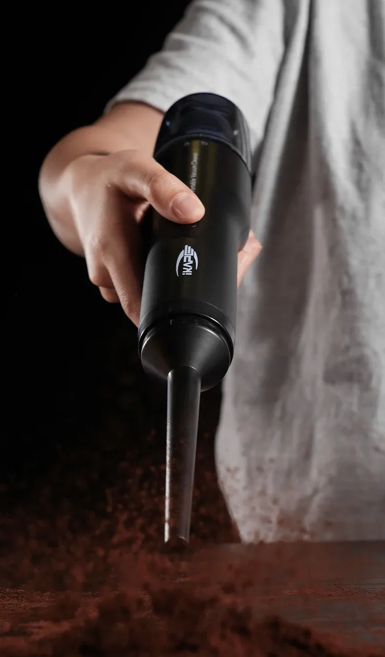Aspirateur IKAPE sous différents angles