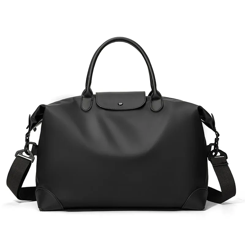 Sac fourre-tout de voyage grand volume au style sportif, idéal pour les voyages, le sport et les aventures en plein air 7