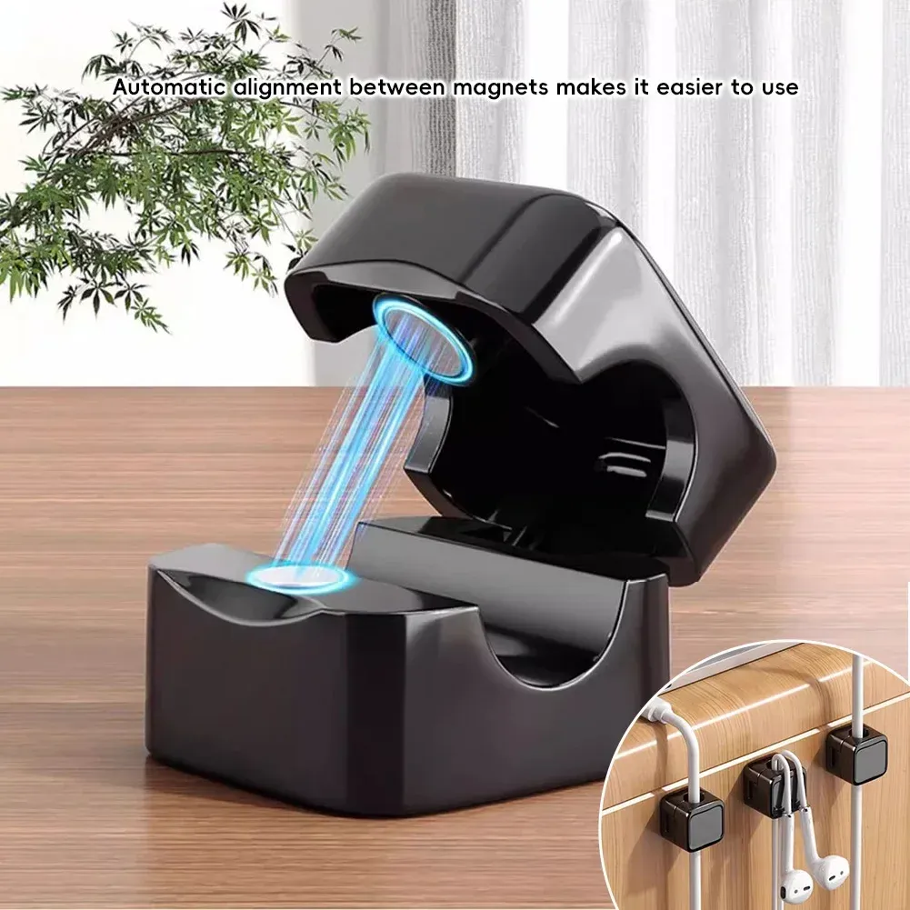 Clip magnétique pour câble de chargement