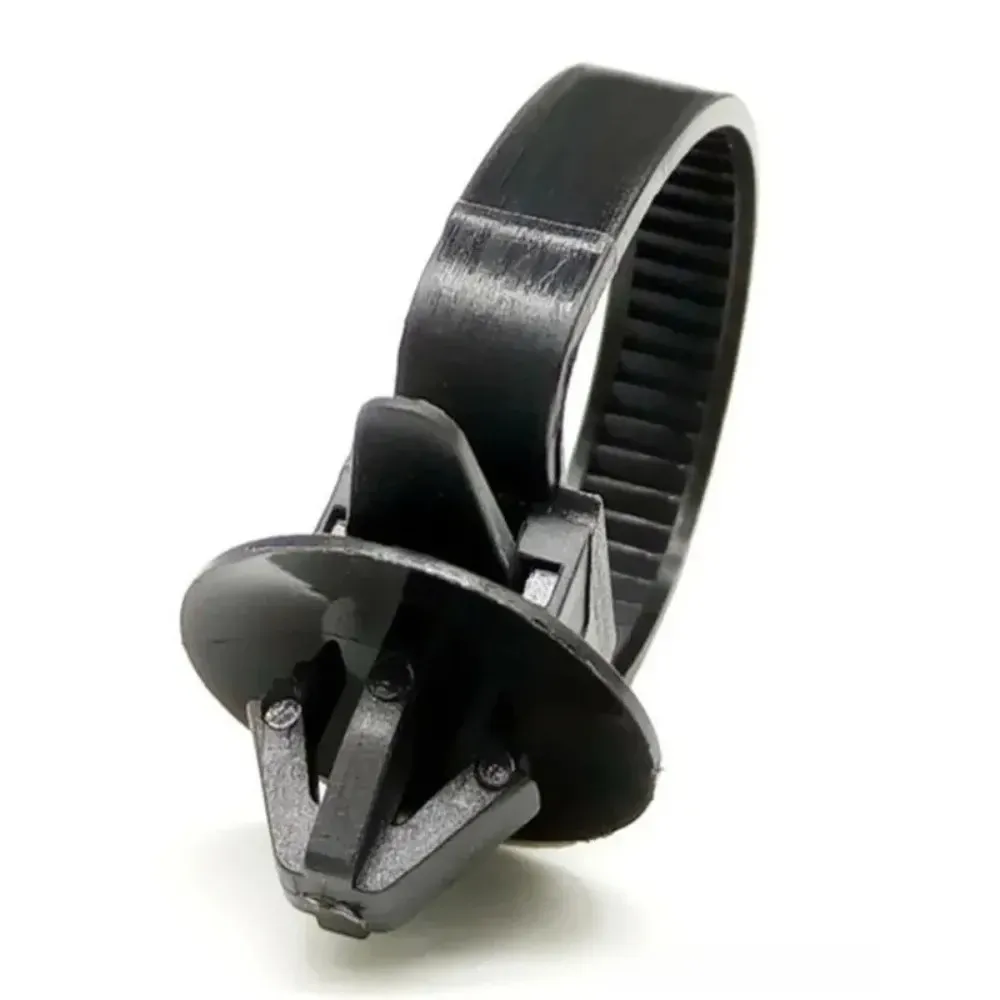 Attaches de câble noires en nylon pour voiture, lot de 10/30/50 pièces, fixation de faisceau à montage poussoir, clips de serrage, organisateurs de fils automobile