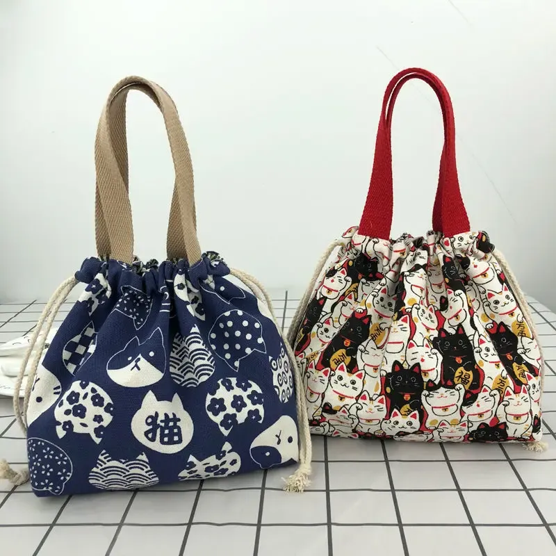 Sac à déjeuner en toile à motif manga japonais avec cordon de serrage, pliable, pouvant contenir deux boîtes à repas - Image 1
