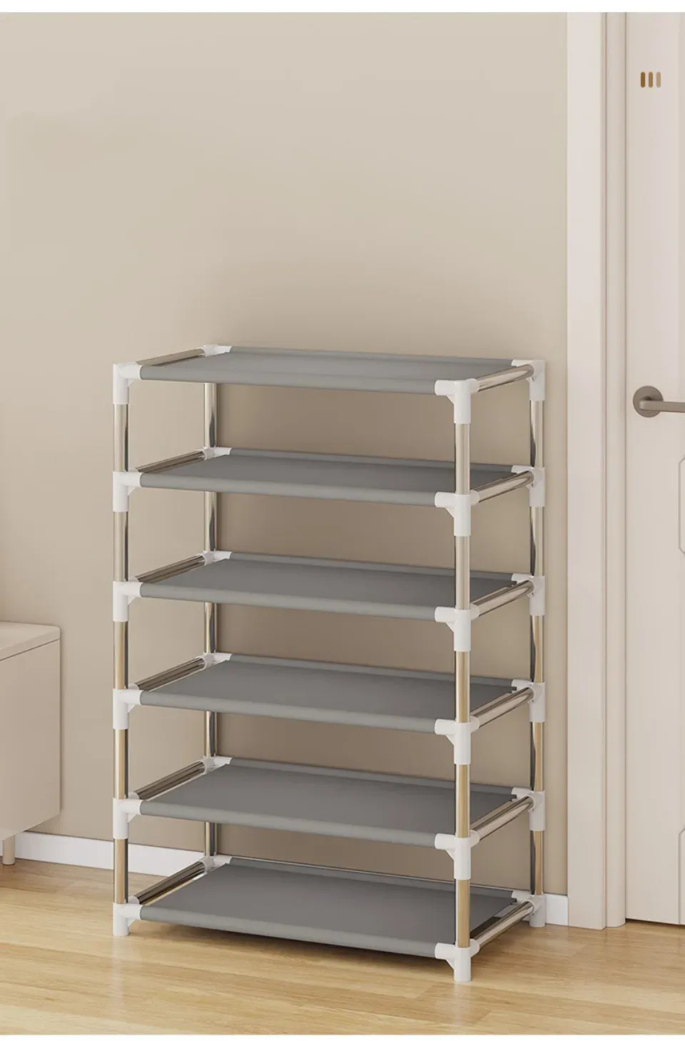Rangement minimaliste pour chaussures, vue latérale