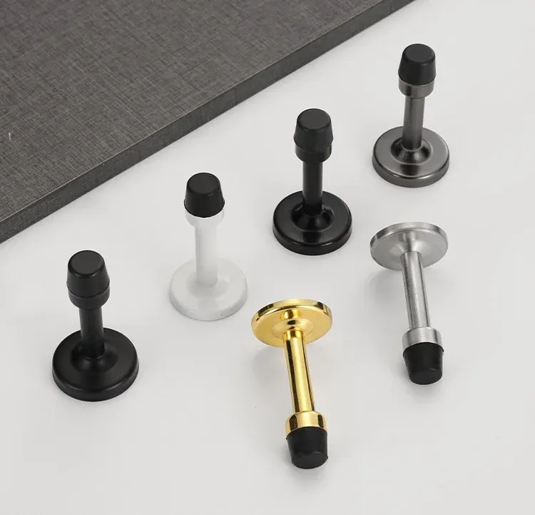 Butée de porte dans un intérieur moderne