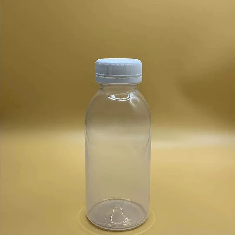 Bouteilles de boissons au design simple
