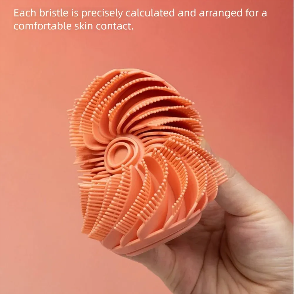 Brosse de douche en silicone, finition soignée