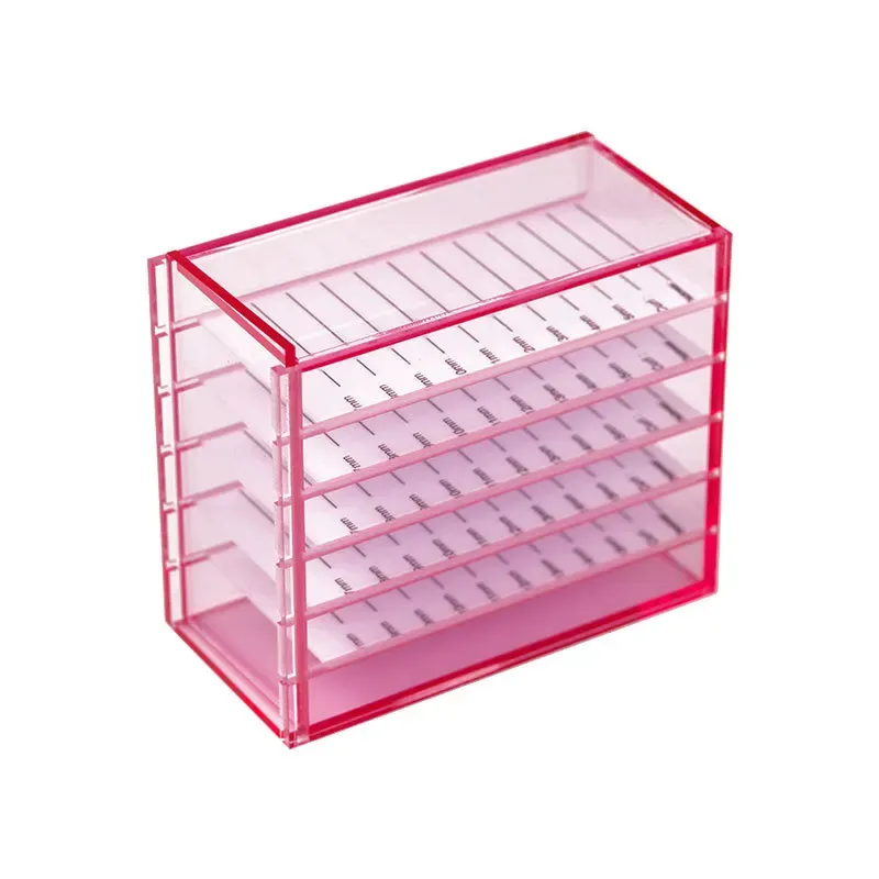 Accessoires de maquillage rangés dans la boîte
