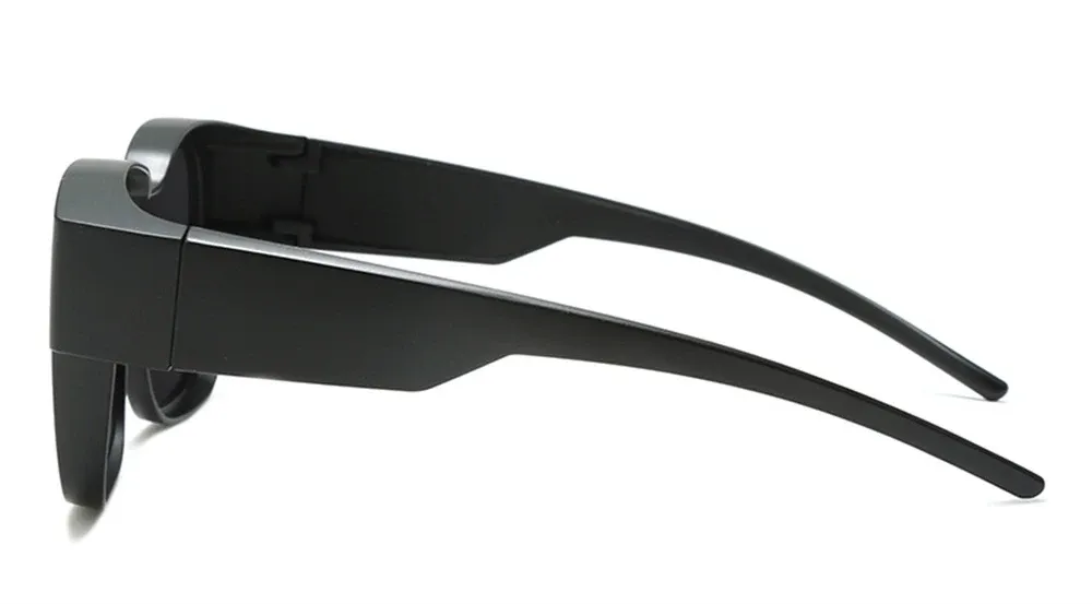 Lunettes de soleil vintage dans leur ensemble