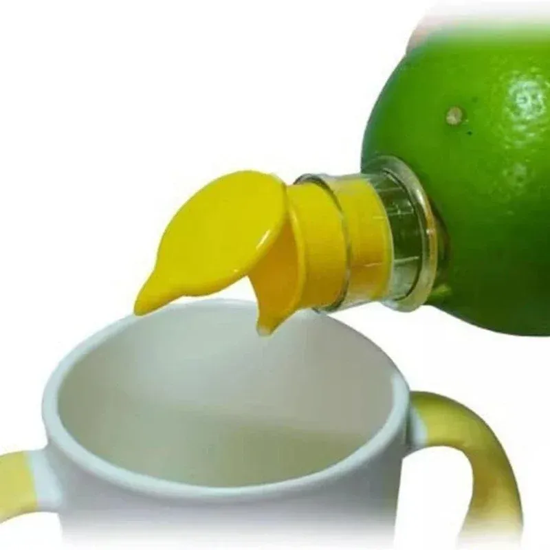 Presse-citron portable en plastique, réutilisable et lavable, avec filtre intégré, idéal pour la maison et les voyages 5