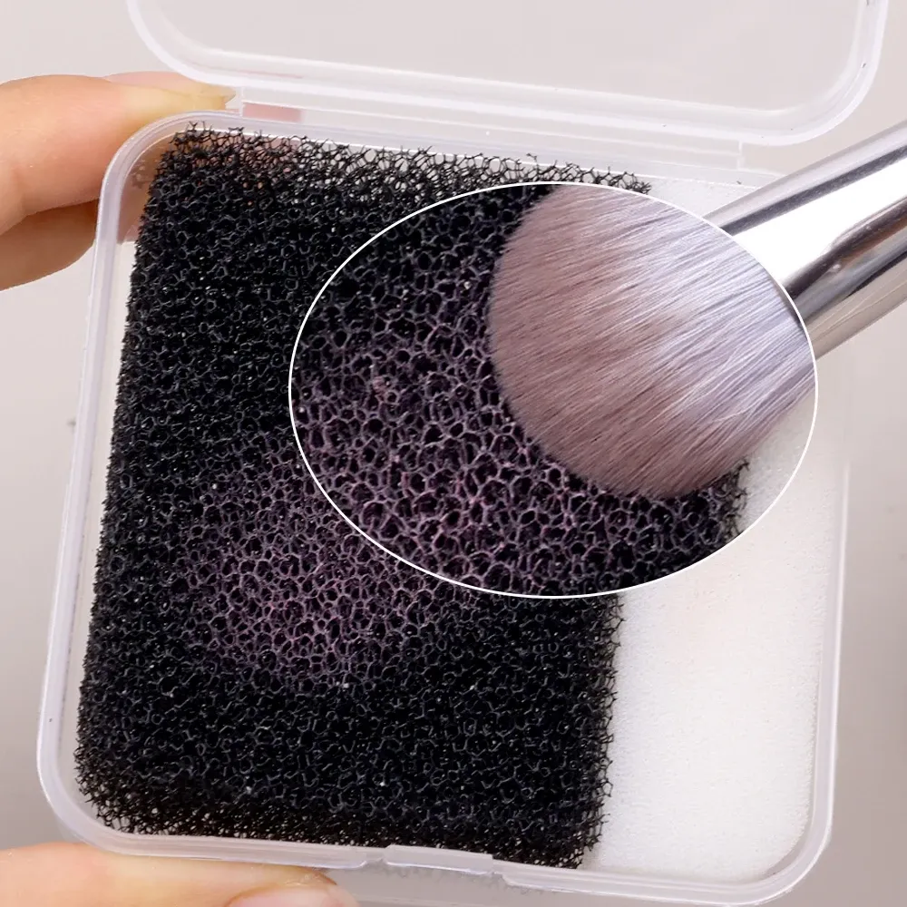Ensemble de 13 éponges de nettoyage portables pour pinceaux de maquillage, avec boîte de rangement - Image 1