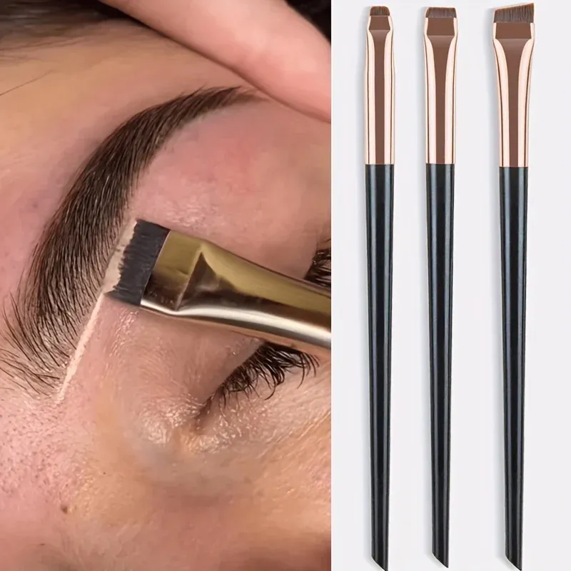 Détail des pinceaux de maquillage