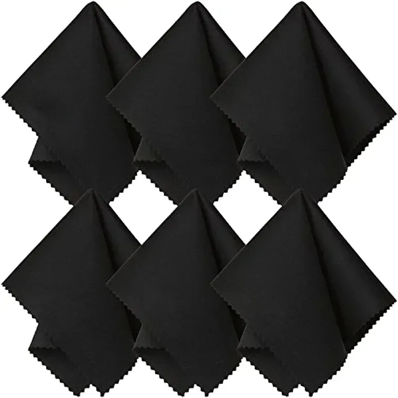 Chiffon microfibre en situation d'utilisation
