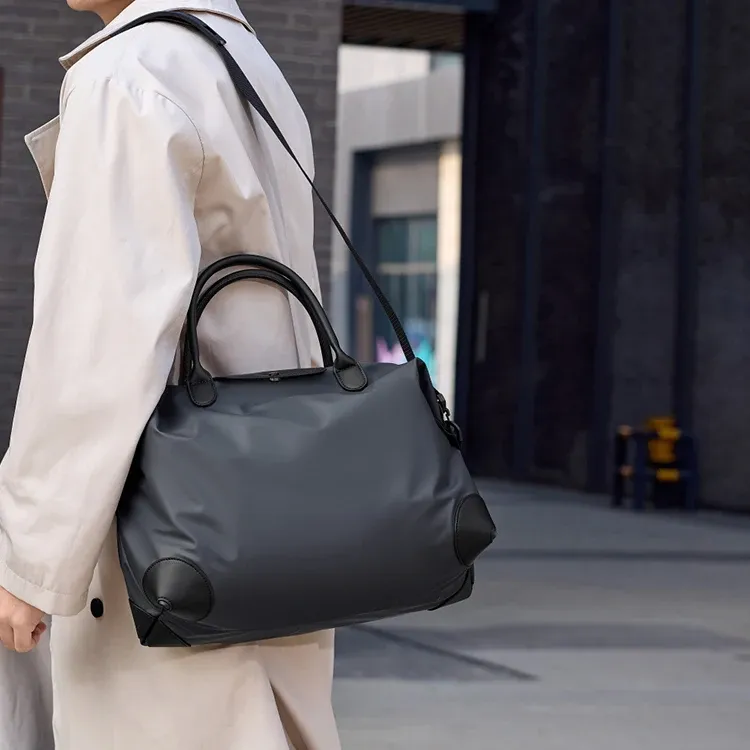 Sac fourre-tout, vue latérale
