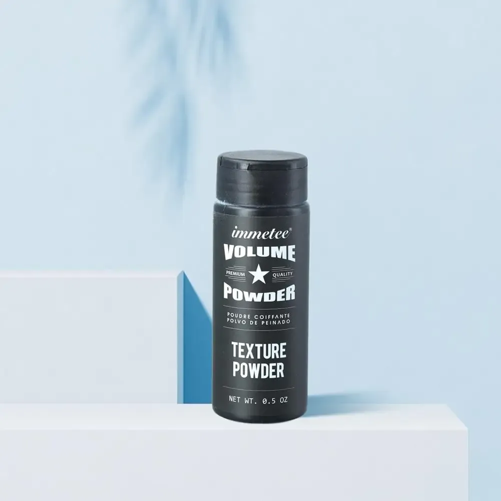 Poudre coiffante volumisante, mise en situation