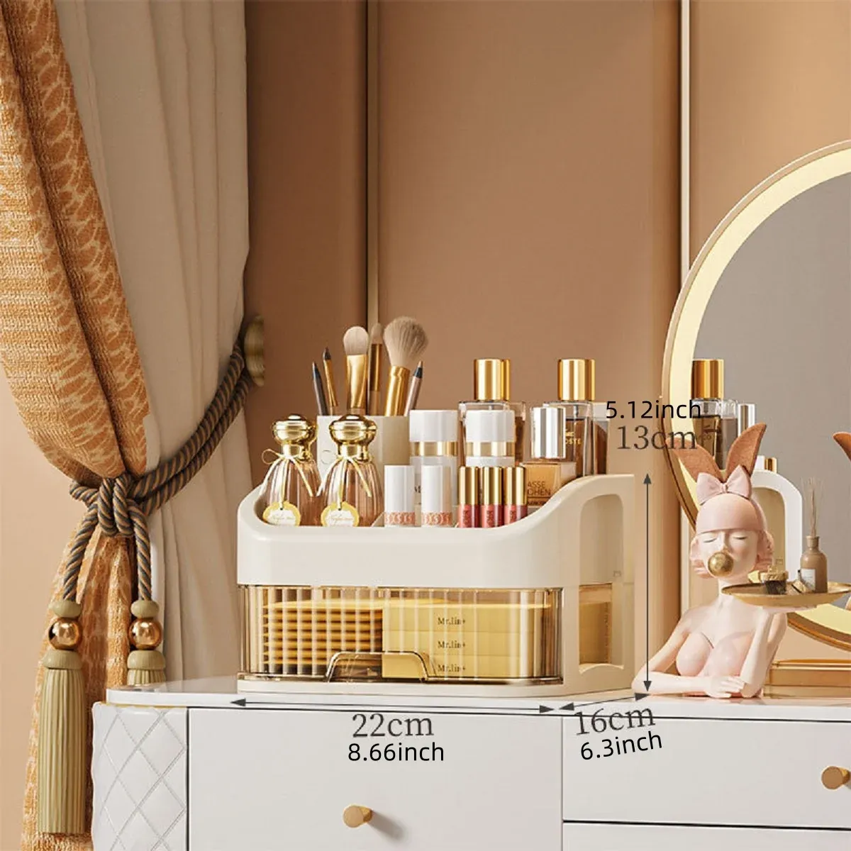 Détail de la boîte de rangement de maquillage