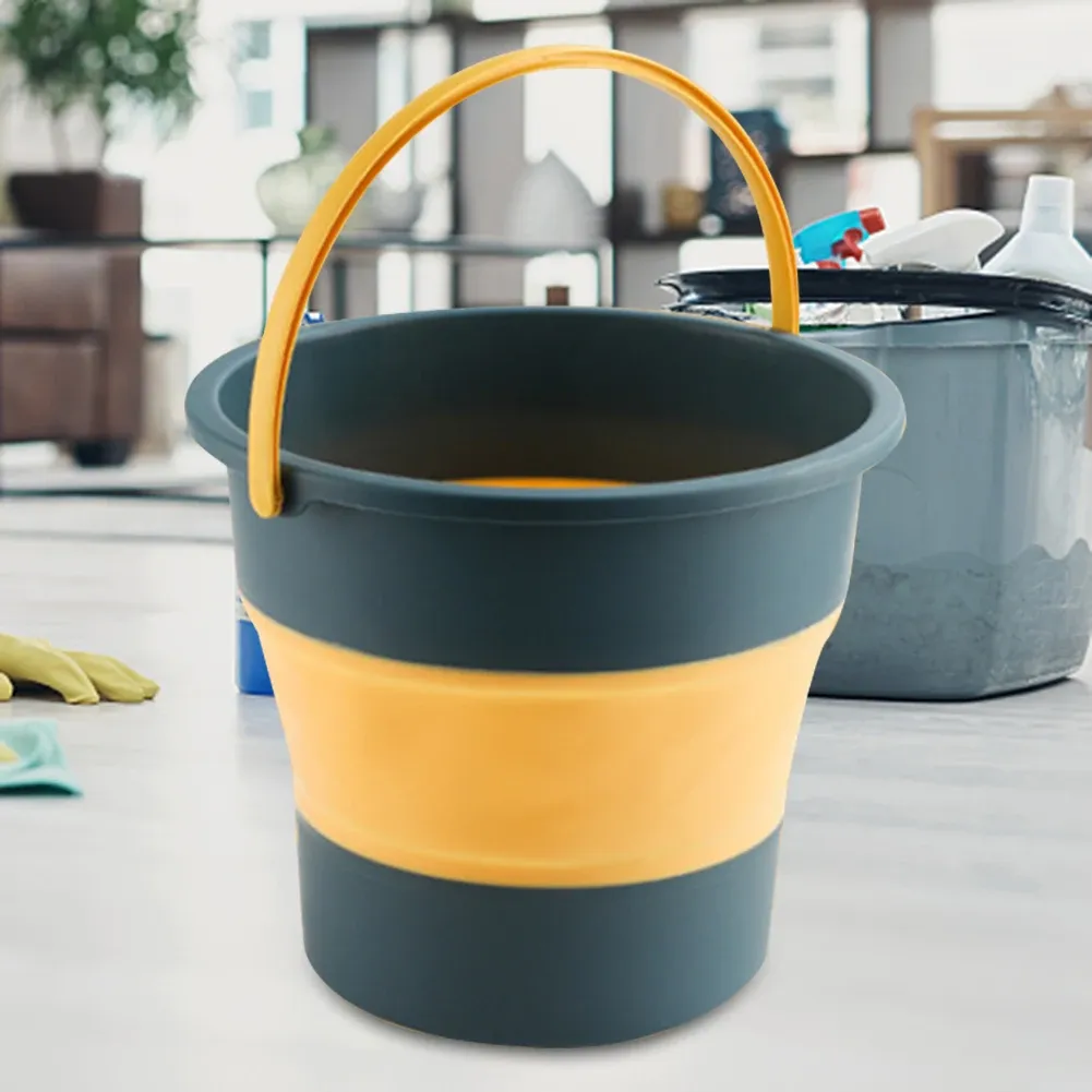 Seau pliant en plein air, vue d'ensemble