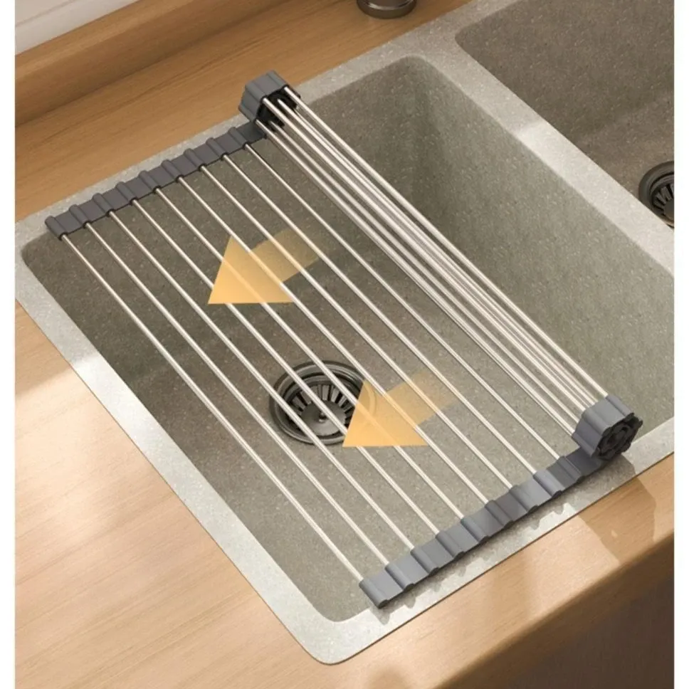 Égouttoir pliable dans un intérieur de cuisine
