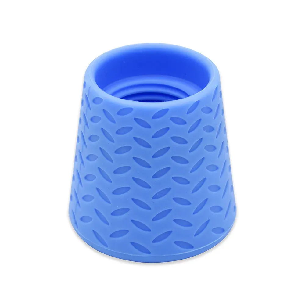 Le title is already in French, so I'll render it as a clean, professional product title:

Buse de douche portable pour bouteille, capuchon pulvérisateur pour le camping, la plage, les voyages en voiture et le lavage des pattes d'animaux, compatible avec la plupart des bouteilles de 16 oz à 2 L 7