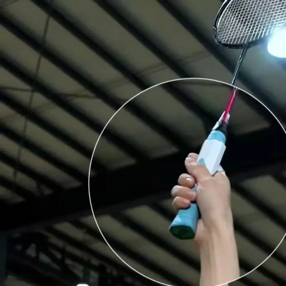 Correcteur de posture de raquette, utilisation en situation