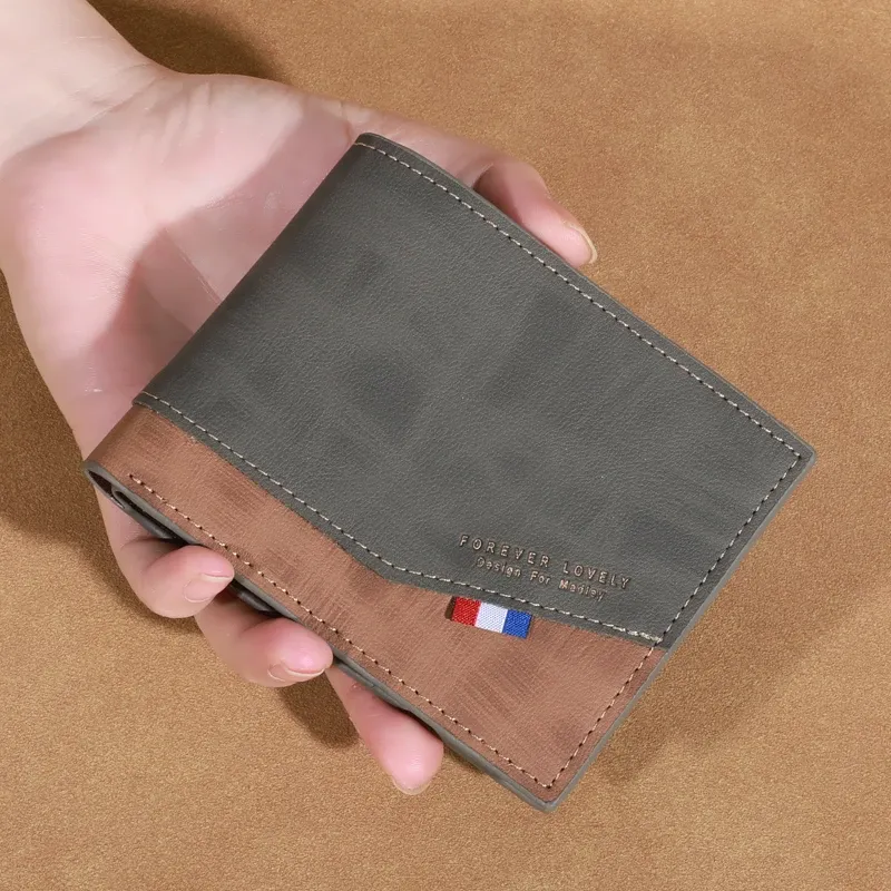 Portefeuille en cuir sous différents angles
