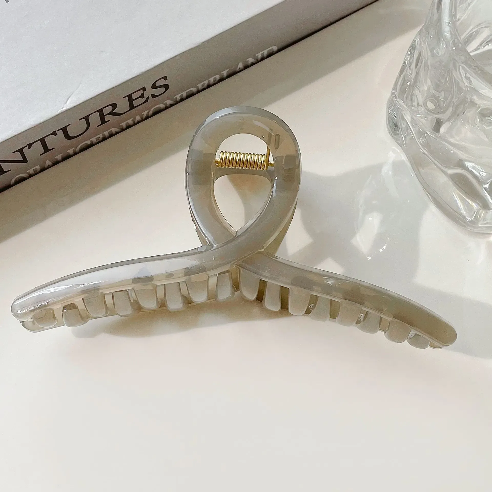 Grande pince griffe à cheveux en plastique transparent, 13 cm 9