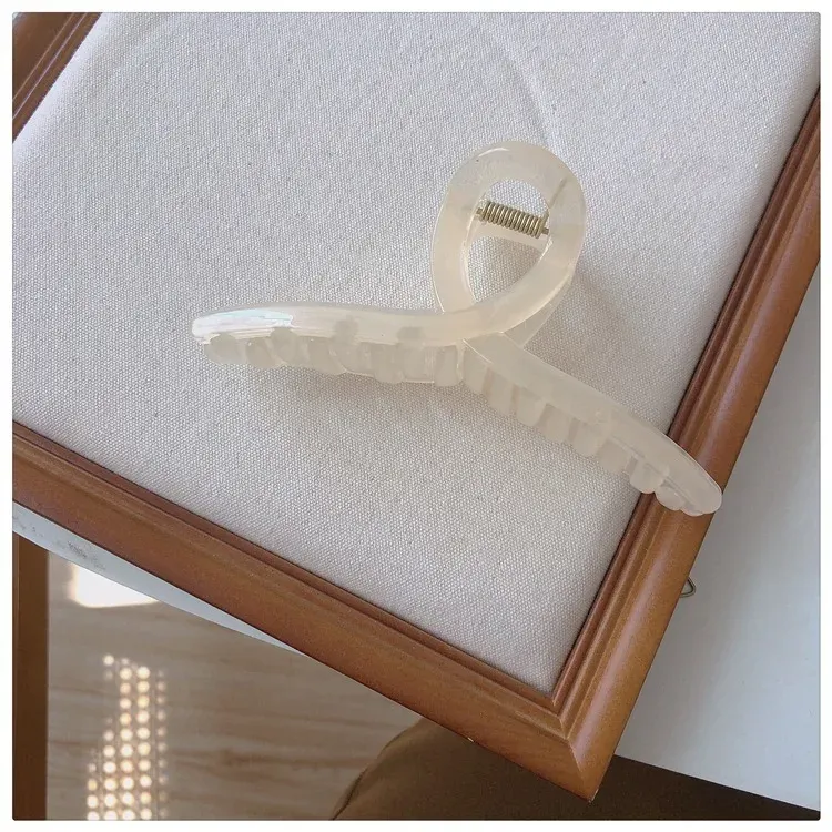 Grande pince griffe à cheveux en plastique transparent, 13 cm 7