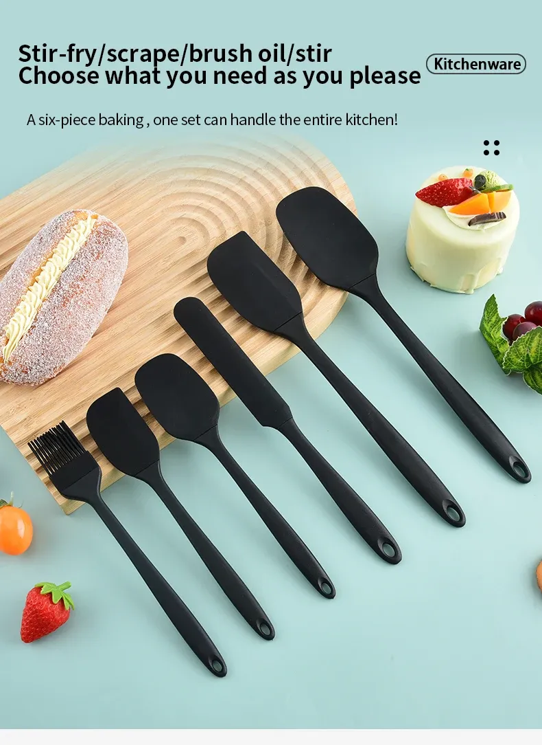 Ustensiles de cuisine en silicone en situation