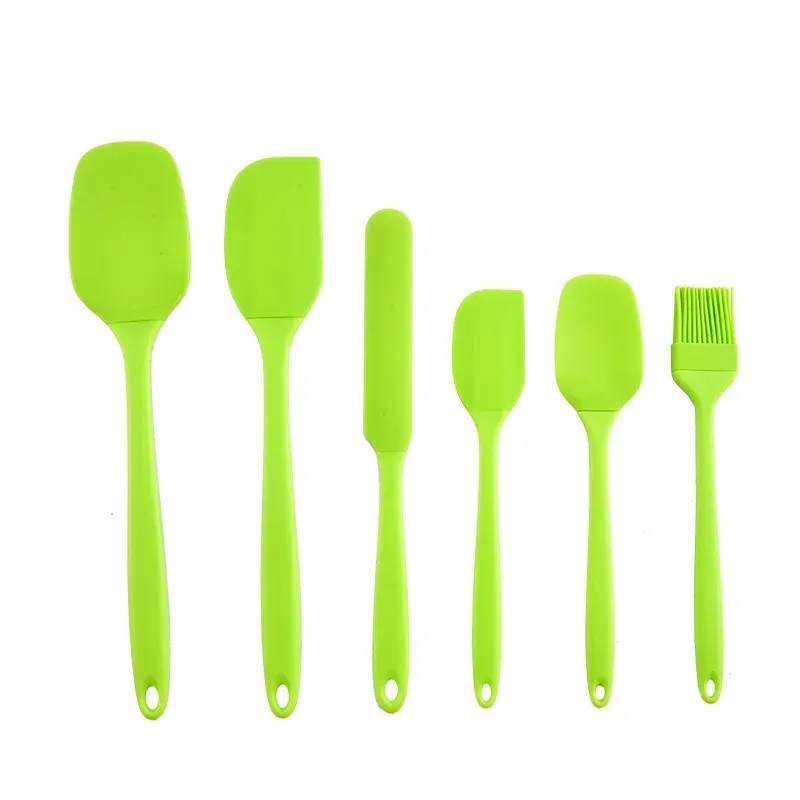Ensemble d'ustensiles de cuisine en silicone 6 pièces : racloir à crème, spatule, pinceau à huile, racloir de précision, outil de pâtisserie, manche non inclus 10