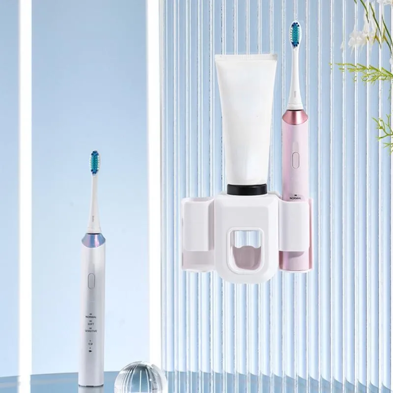 Porte-brosse à dents dans une salle de bain