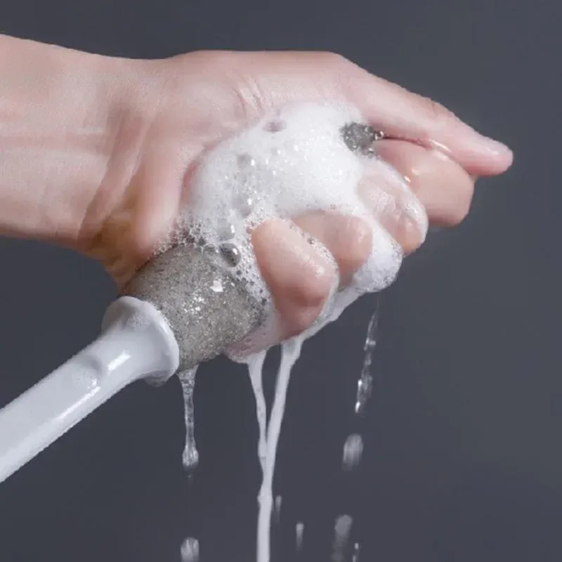 Brosse éponge à long manche pour le nettoyage de bouteilles, tasses et pichets à bière 5