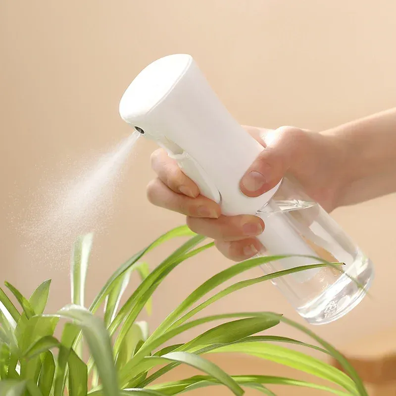 Flacon pulvérisateur en plastique 200 ml (6,8 oz) à brume fine pour coiffure, nettoyage et entretien des plantes 3