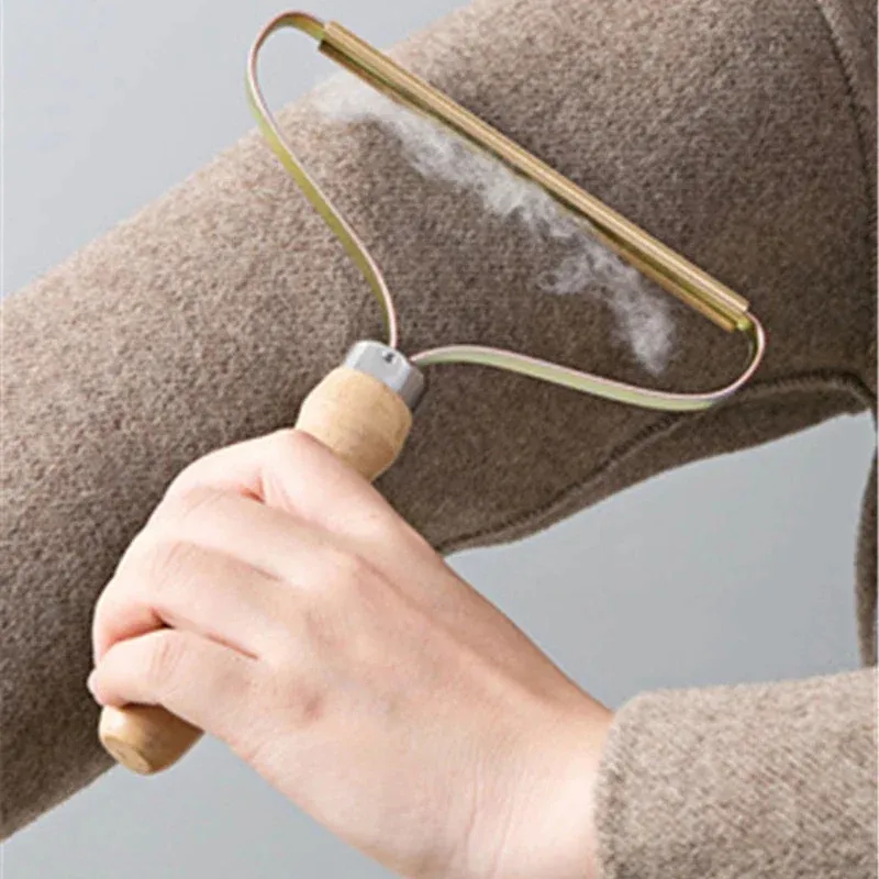 Dépilleur portable pour animaux de compagnie : rasoir manuel et grattoir pour tapis, laine et vêtements 2