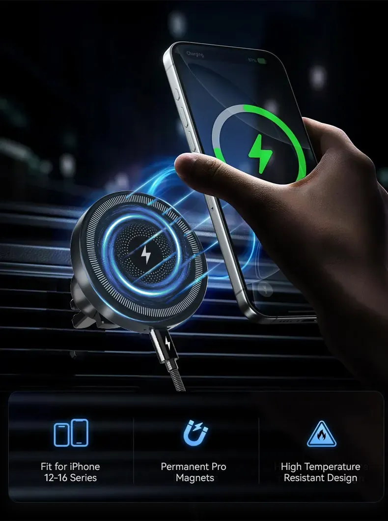 Smartphone en charge sans fil sur le support