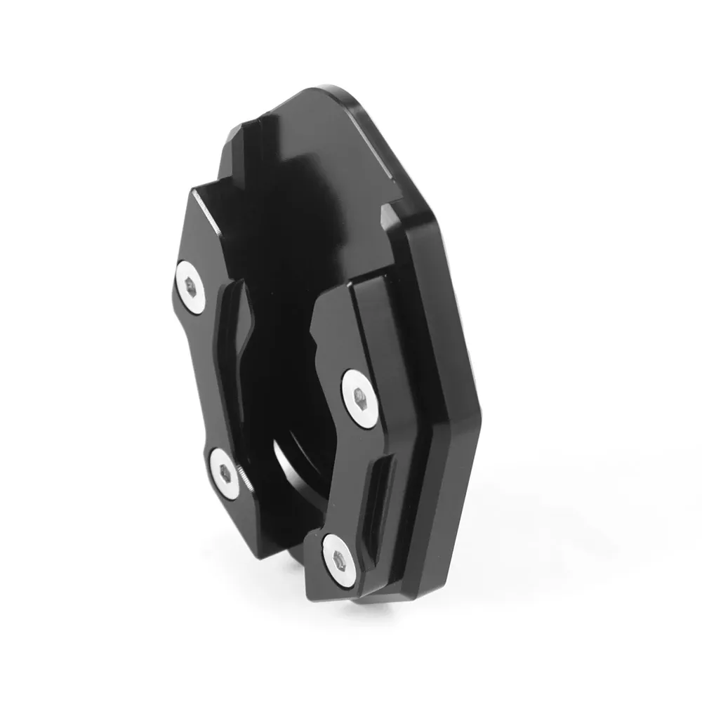 Finition du repose-pied latéral pour moto