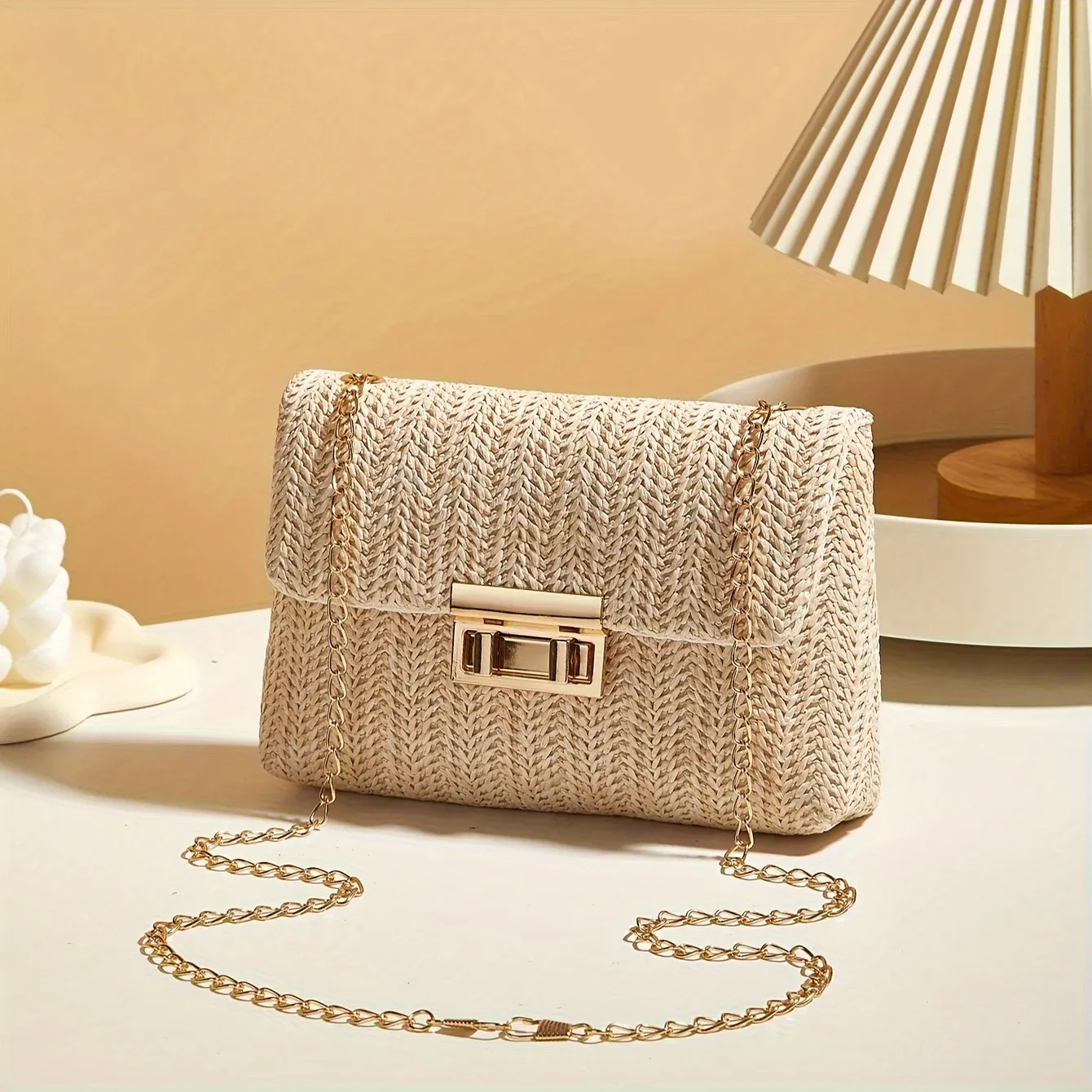 Sac à bandoulière en paille tissé à la main pour femme, coloris uni, fermeture à verrou 2