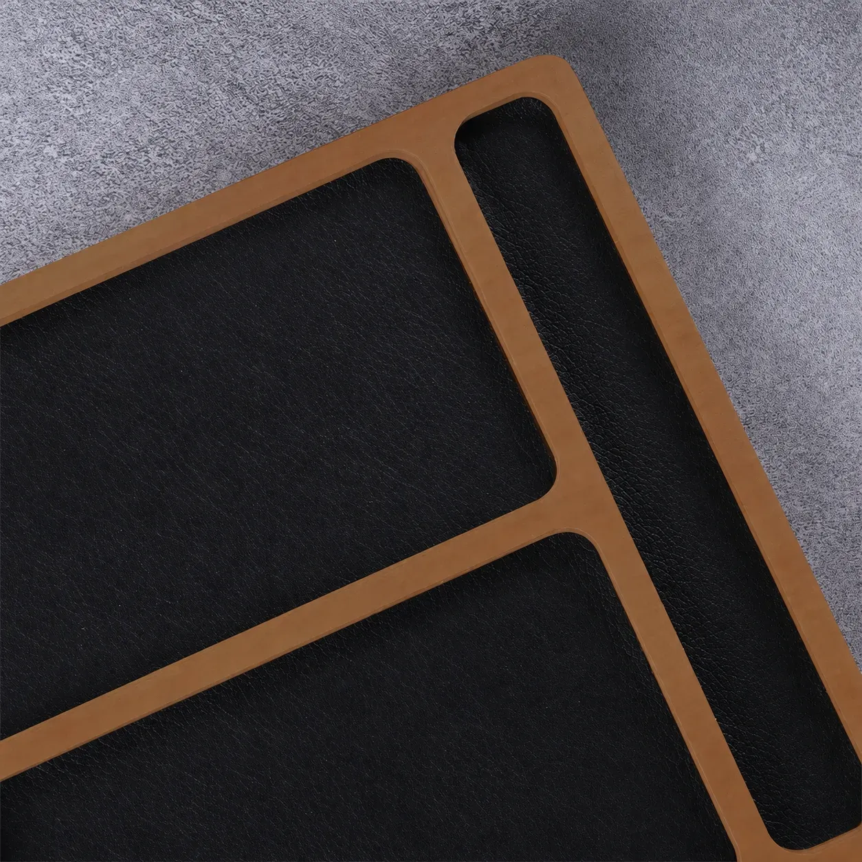 Plateau de rangement de bureau en bois massif avec séparateurs, organisateur multifonctionnel pour smartphones, écouteurs et petits objets 5
