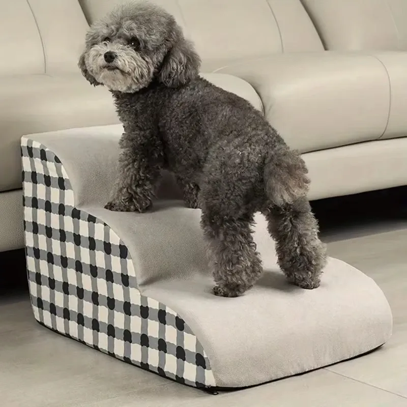 Vue détaillée de l'escalier pour animaux de compagnie
