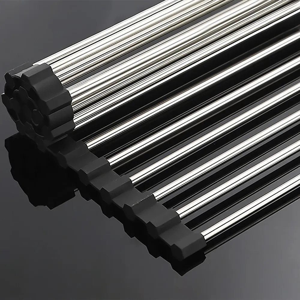 Détail de l'égouttoir en acier inoxydable