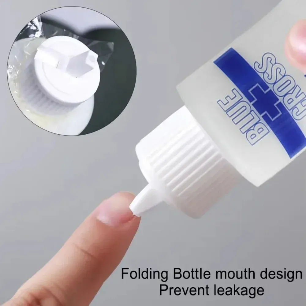 Exfoliant pour les pieds, éliminateur de cuticules mortes, adoucissant, éliminateur de peaux mortes, callosités, masque pour les pieds, pédicure, améliorant les ongles, élimination des peaux mortes

Wait, that's not right. The input is already in French, so here is a cleaned-up version without the spammy repetition:

Exfoliant pour les pieds et éliminateur de callosités, masque adoucissant pour pédicure 6