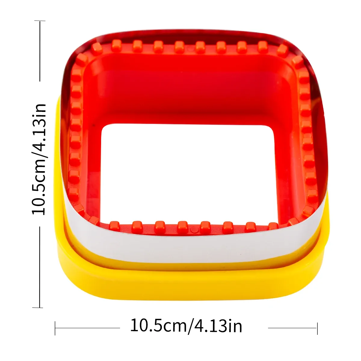 Coupe-sandwich utilisé pour préparer un déjeuner