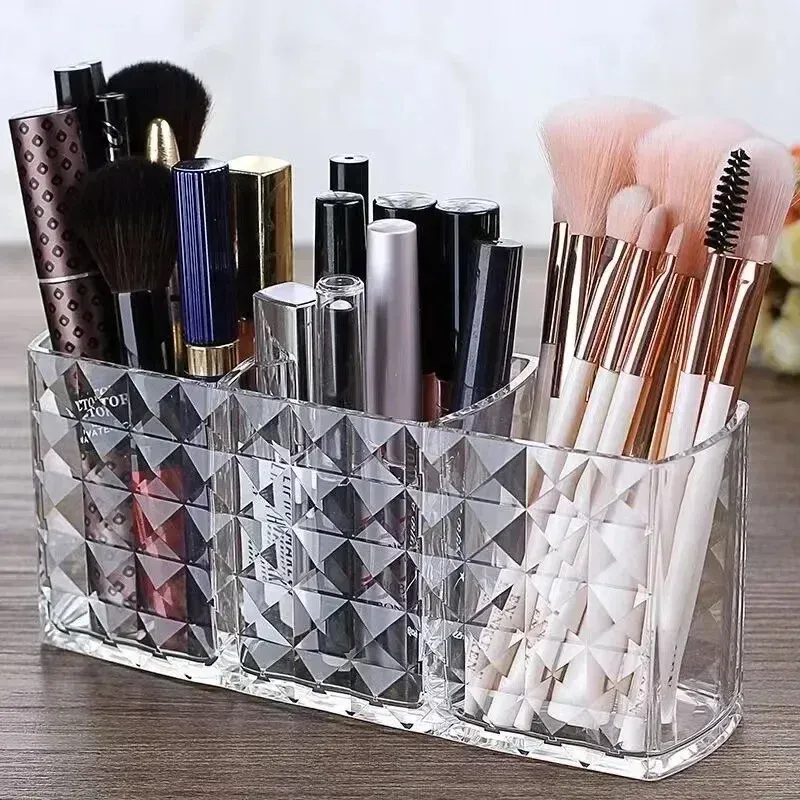 Vue détaillée de l'organisateur de maquillage