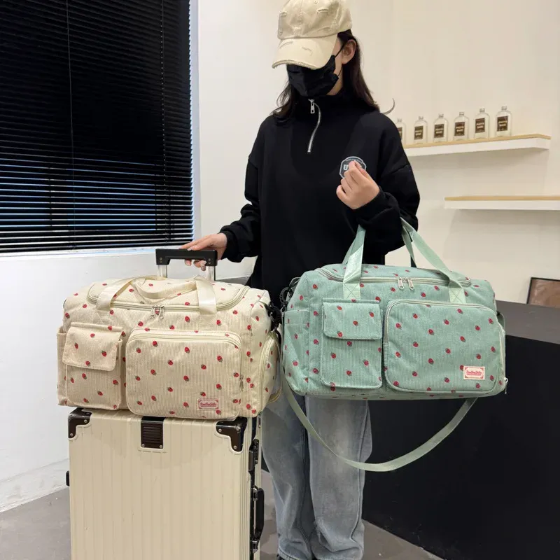 Sac de voyage fourre-tout grande capacité avec compartiment à chaussures, sac de sport pour femme à bandoulière 5