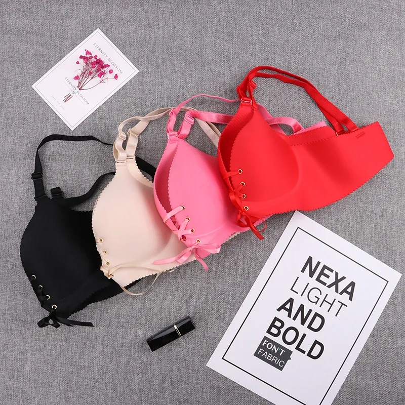 Soutien-gorge sans couture push-up sans armatures à bretelles ajustables 5