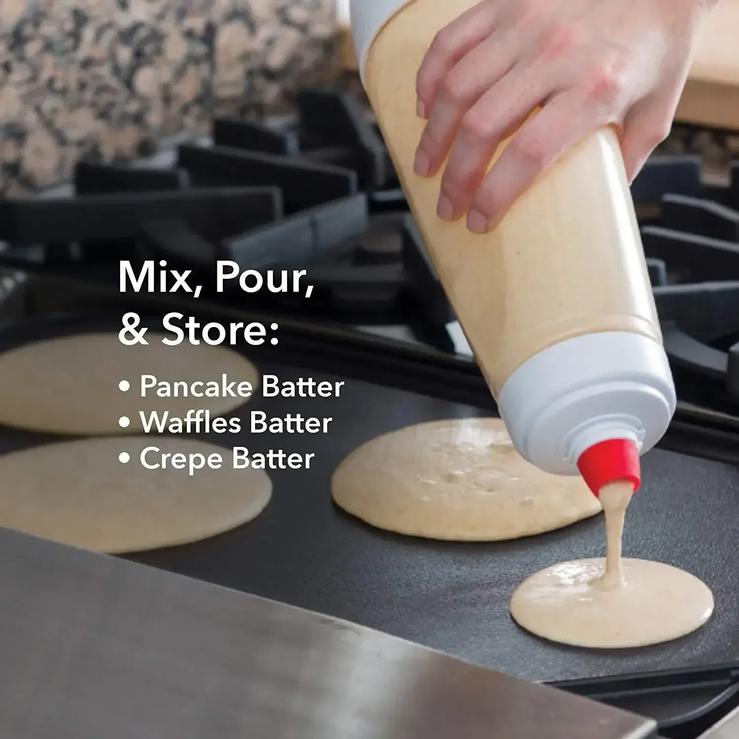 Bouteille mélangeuse pour pâte à crêpes, mise en situation en cuisine