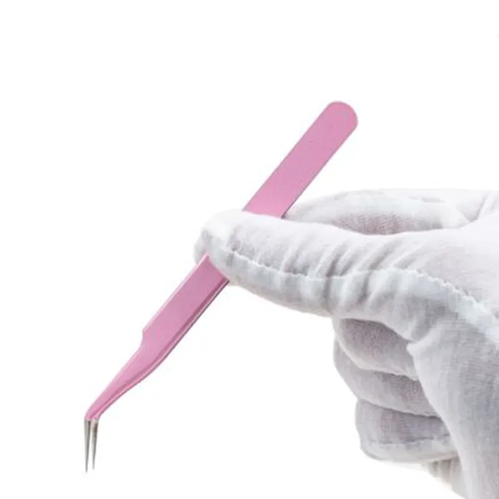 Pincette droite pour extension de cils en situation