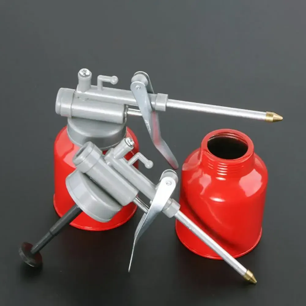 Burette à huile manuelle 250 ml avec pompe de graissage et pulvérisateur 5