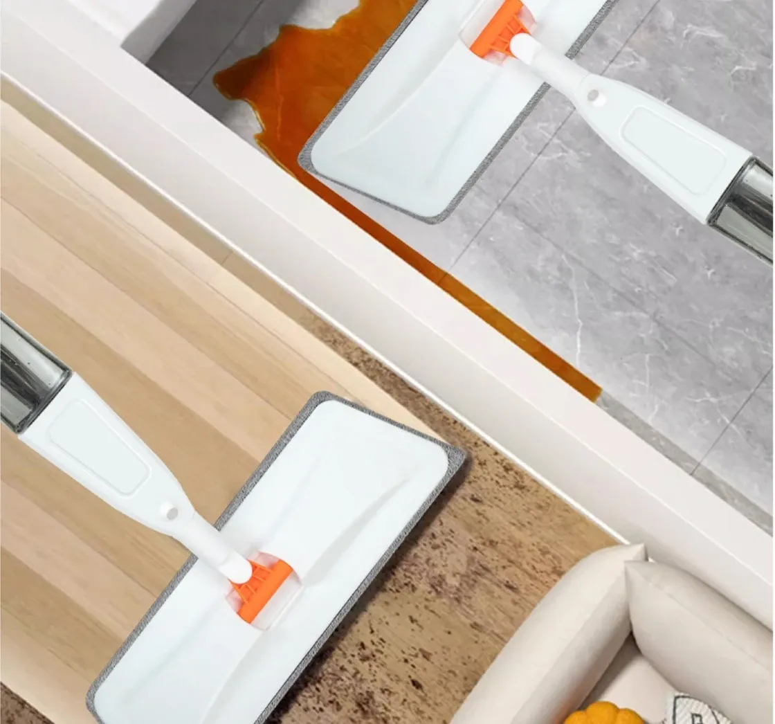 Nettoyage des angles avec la tête rotative