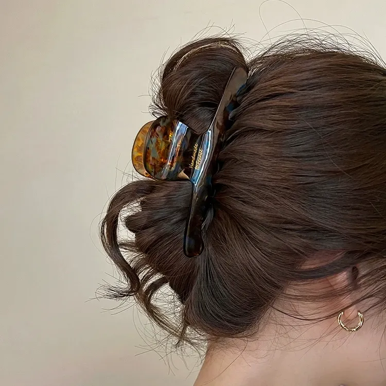 Pince à cheveux léopard en acétate pour femmes, barrette chic, pince crabe, accessoire coiffure pour filles et femmes 2