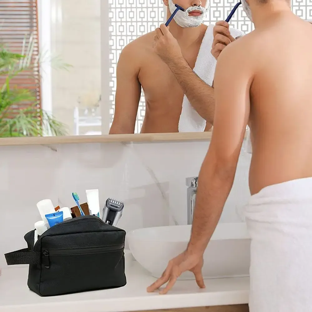 Trousse de toilette, finitions soignées