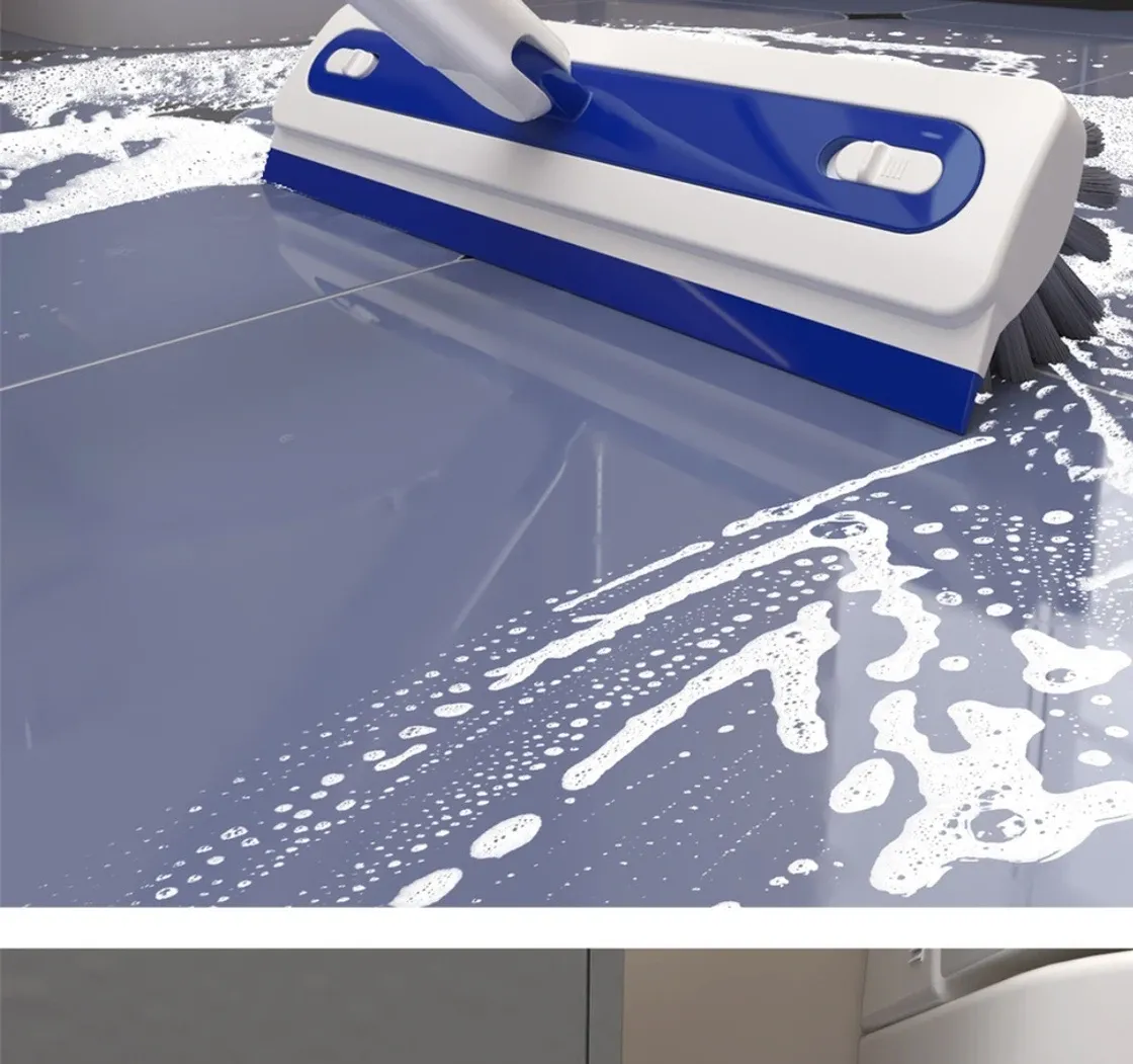 Nettoyage des sols avec la brosse