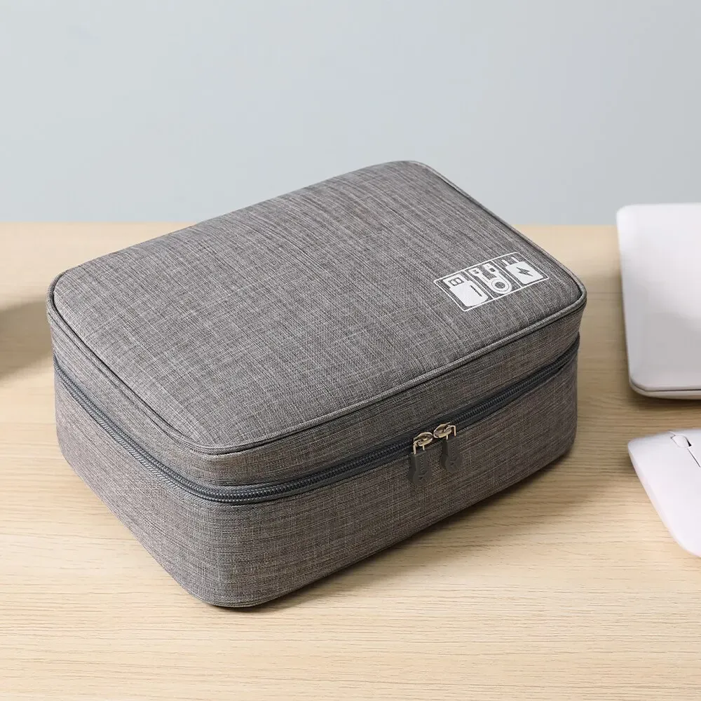 Pochette de voyage pour appareils électroniques